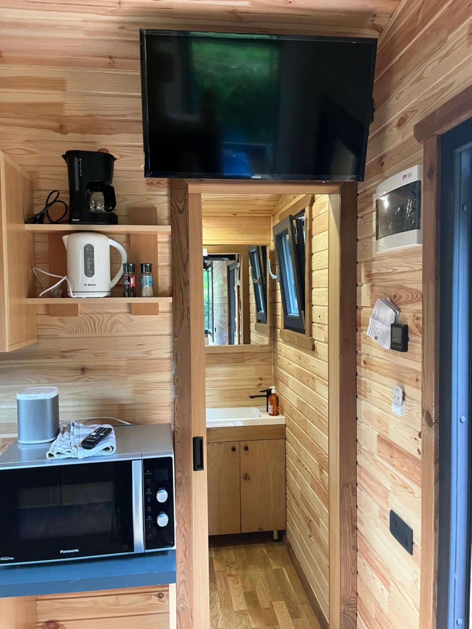 Tiny House Independante Confort Et Equipee Calme Et Intimee Assuree Morhange